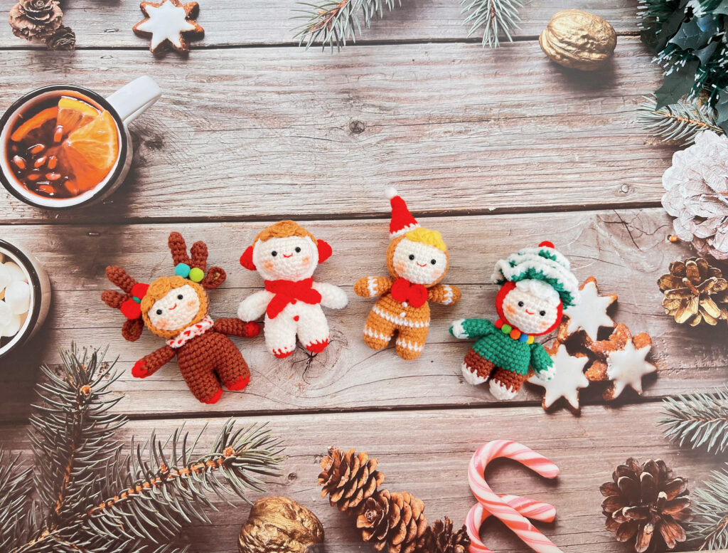 クリスマス人形　飾り　季節のデコレーション　エルク　雪だるま　クリスマスツリー　ギンジャーマン　ストラップバッグチャーム