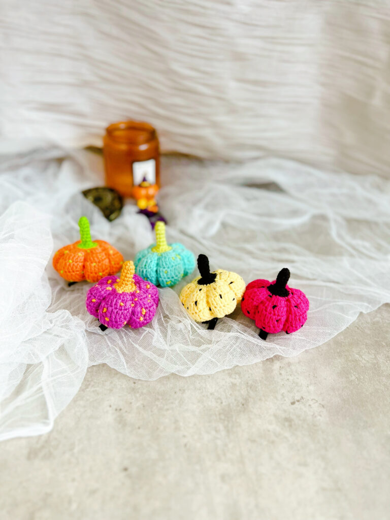 ハロウィン　カボチャ　ヘアクリップ　パンプキン帽子仮装グッズ 　パーティーヘアアクセサリー　秋の飾り