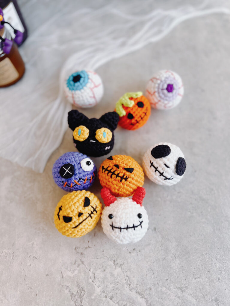 ハロウィン　串団子　目玉　黒猫　カボチャ　ゴースト　ゾンビ　ガイコツ　編みぐるみ　秋　飾り　撮影小物　置物　ヘアピン