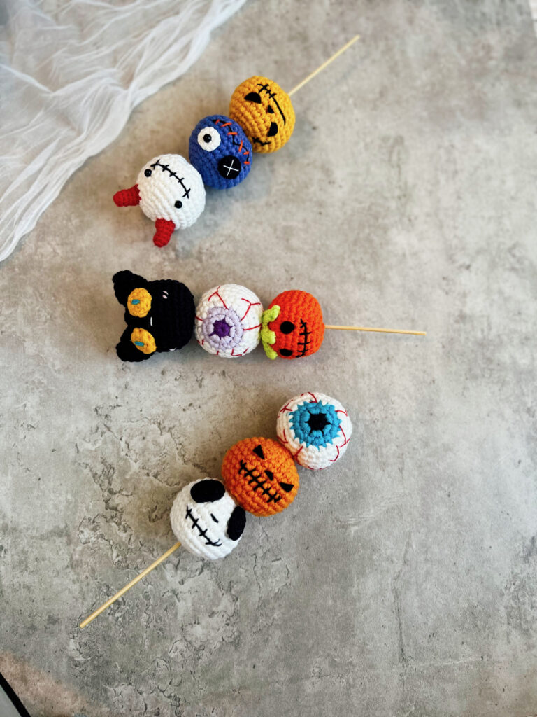 ハロウィン　串団子　目玉　黒猫　カボチャ　ゴースト　ゾンビ　ガイコツ　編みぐるみ　秋　飾り　撮影小物　置物　ヘアピン