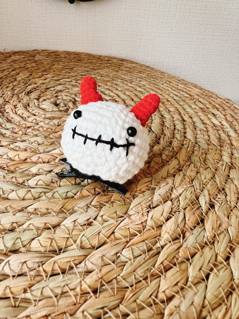 ハロウィン　串団子　目玉　黒猫　カボチャ　ゴースト　ゾンビ　ガイコツ　編みぐるみ　秋　飾り　撮影小物　置物　ヘアピン