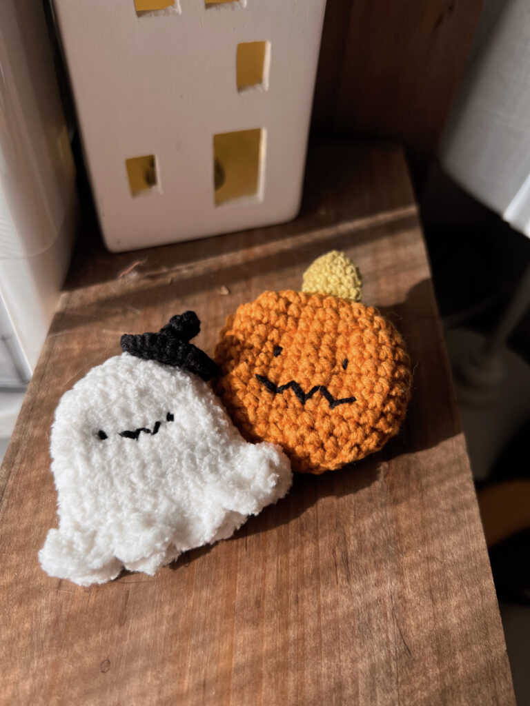 ハロウィン アイテム ブローチ ヘアクリップ 仮装グッズ ゴースト カボチャ pumpkin キャンディ