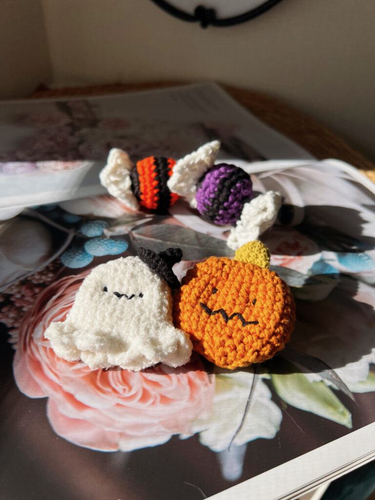 ハロウィン アイテム ブローチ ヘアクリップ 仮装グッズ ゴースト カボチャ pumpkin キャンディ