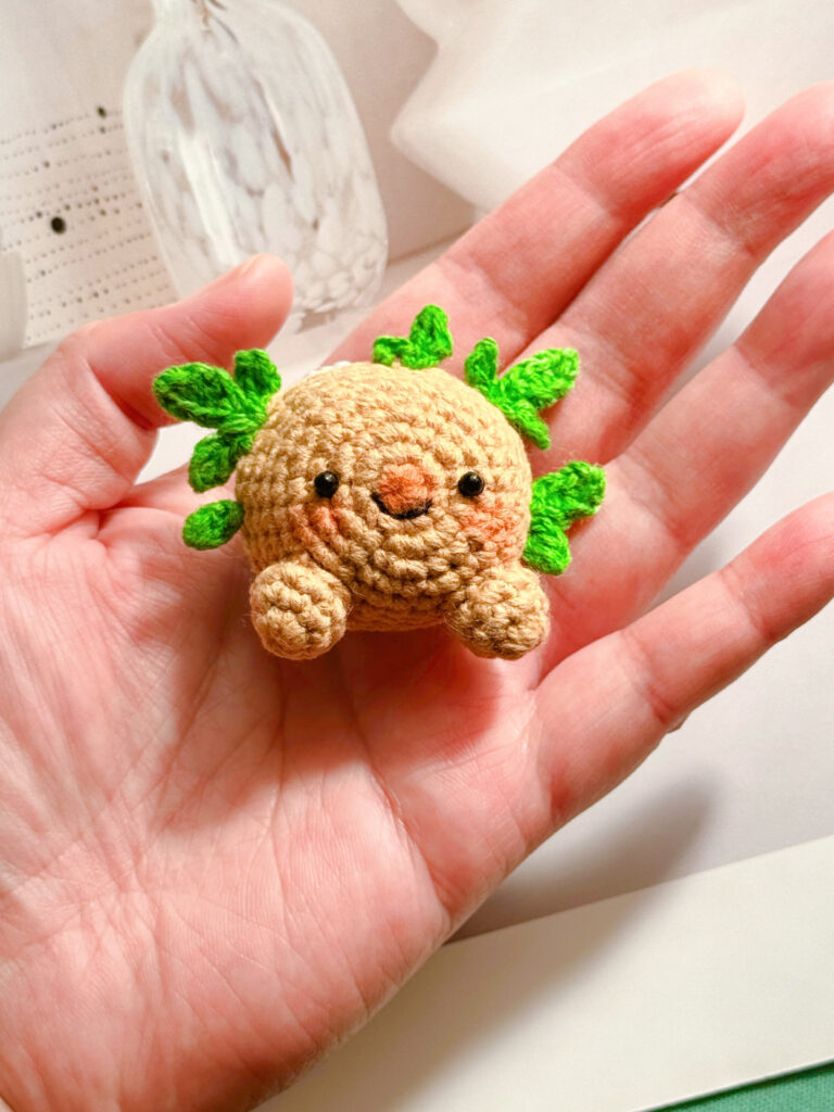 元気なガジュマル坊や  観葉植物 編みぐるみ 飾り　インテリア　撮影道具　ストラップ　（受注可能）